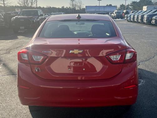 2018 Chevrolet Cruze LS