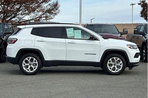 2025 Jeep Compass Latitude