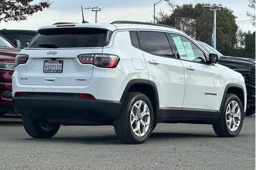 2025 Jeep Compass Latitude