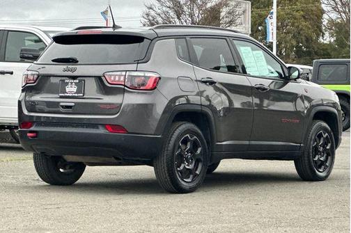 2023 Jeep Compass Trailhawk