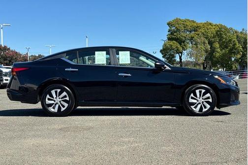 2025 Nissan Altima S