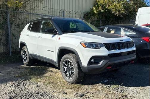 2024 Jeep Compass Trailhawk