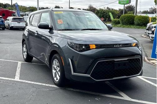 2024 Kia Soul LX
