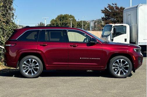 2024 Jeep Grand Cherokee 4xe Overland