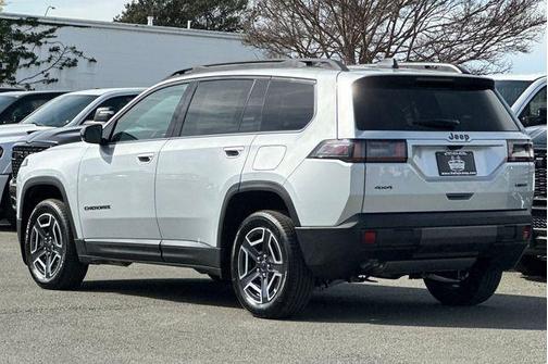 2026 Jeep Cherokee LAREDO/LIMITED