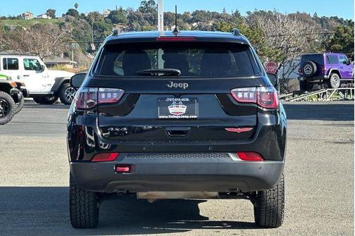 2024 Jeep Compass Trailhawk