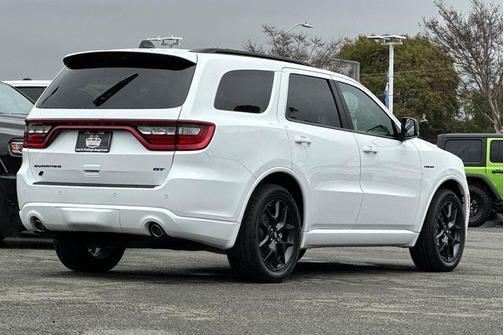 2026 Dodge Durango GT HEMI V8