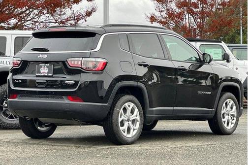 2025 Jeep Compass Latitude