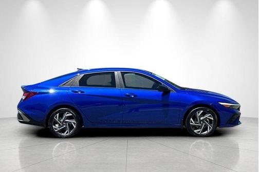 Intense Blue 2025 Hyundai ELANTRA SEL Sport