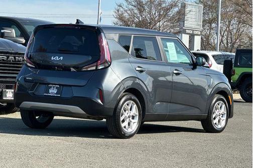 2024 Kia Soul LX