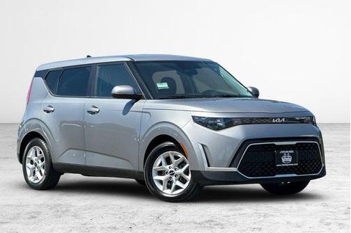 Steel Gray 2023 Kia Soul LX
