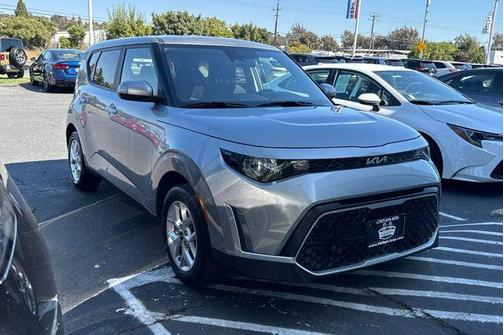 2023 Kia Soul LX