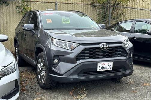 2021 Toyota RAV4 XLE Premium