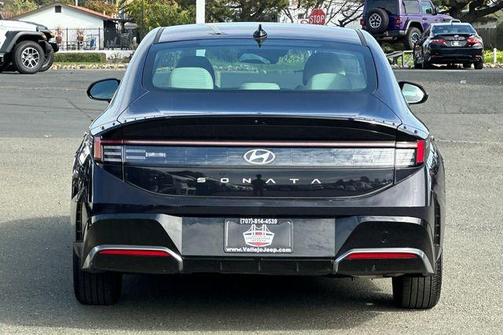 2025 Hyundai SONATA SEL