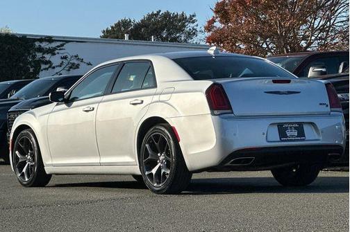 2023 Chrysler 300 S