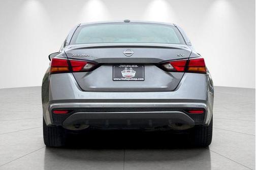 Gun Metallic 2024 Nissan Altima 2.5 SV