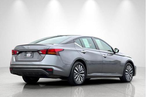Gun Metallic 2024 Nissan Altima 2.5 SV