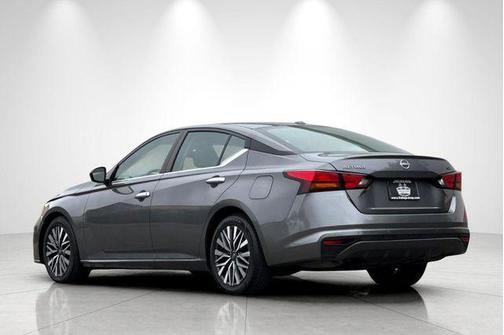 Gun Metallic 2024 Nissan Altima 2.5 SV