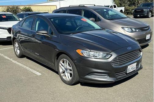 2015 Ford Fusion SE