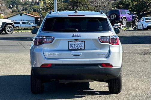 2025 Jeep Compass Latitude