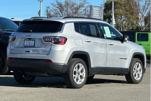 2025 Jeep Compass Latitude