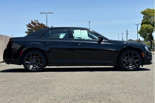 2022 Chrysler 300 S