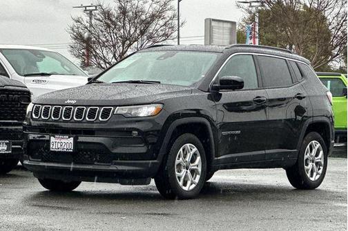 2025 Jeep Compass Latitude