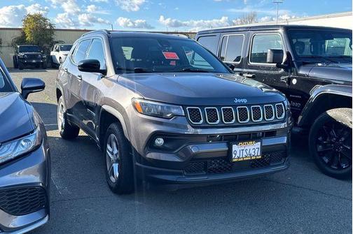 2023 Jeep Compass Latitude