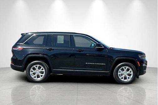 Diamond Black 2023 Jeep Grand Cherokee Limited