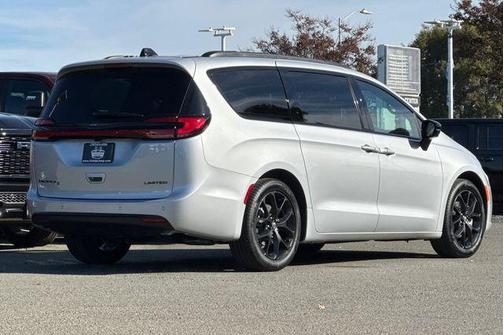 2026 Chrysler Pacifica Limited
