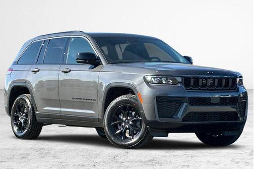 2026 Jeep Grand Cherokee Laredo