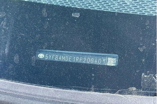 Classic Silver Metallic 2024 Toyota Corolla LE