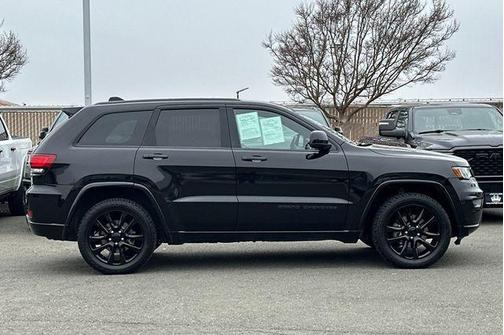 2018 Jeep Grand Cherokee Altitude