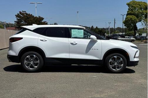 2024 Chevrolet Blazer LT