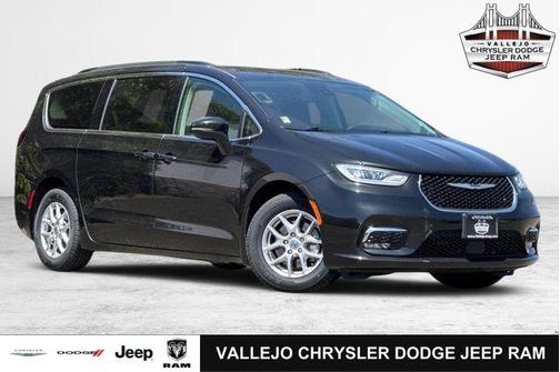 2022 Chrysler Pacifica Touring-L