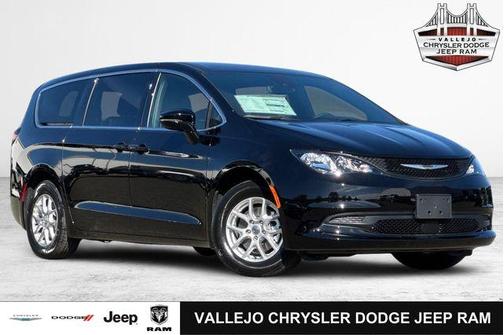 2025 Chrysler Voyager LX