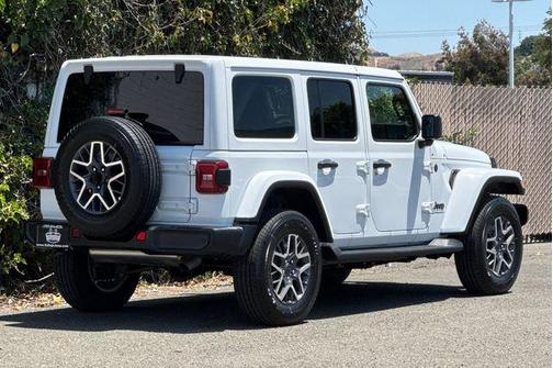 2025 Jeep Wrangler Sahara