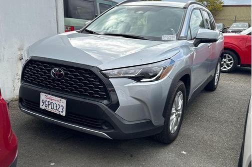 2023 Toyota Corolla Cross LE