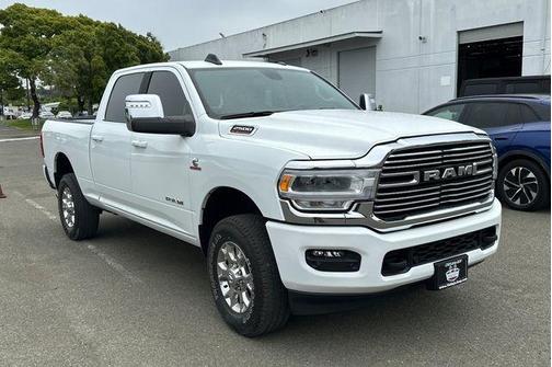 Bright White Clearcoat 2024 RAM 2500 Laramie