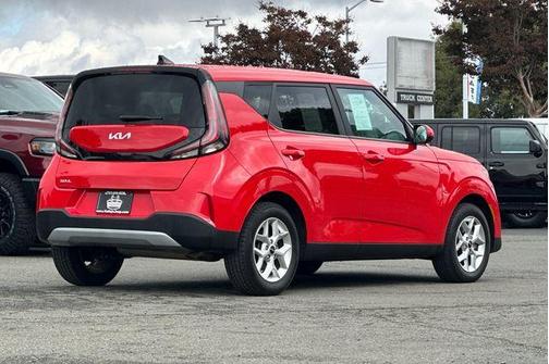 2024 Kia Soul LX