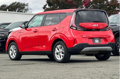 2024 Kia Soul LX