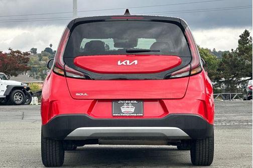 2024 Kia Soul LX