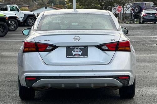 2023 Nissan Altima 2.5 SV