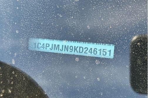 2019 Jeep Cherokee Overland