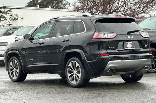 2019 Jeep Cherokee Overland