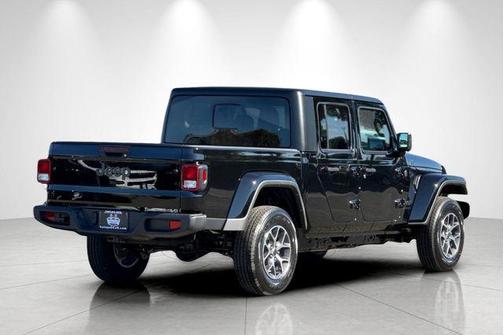 Black Clearcoat 2025 Jeep Gladiator Sport
