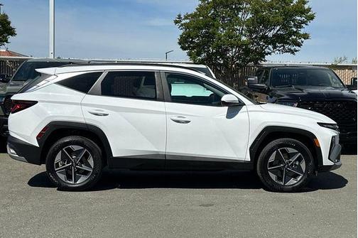 Serenity White Pearl 2025 Hyundai TUCSON SEL