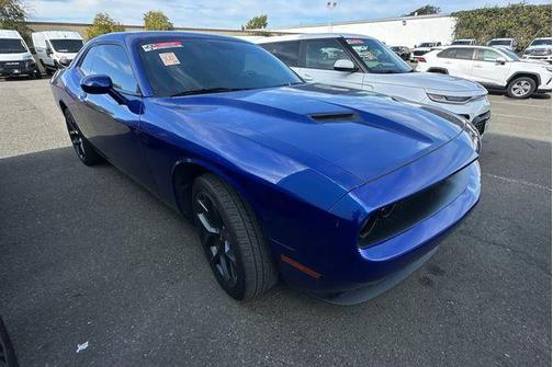 2021 Dodge Challenger SXT