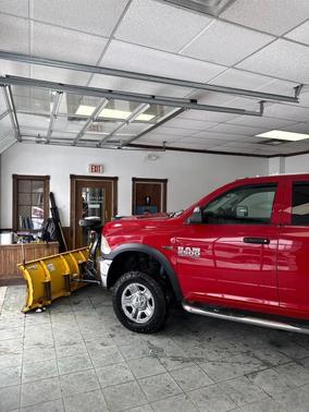 2018 RAM 2500 Tradesman Crew Cab 4x4 6'4' Box