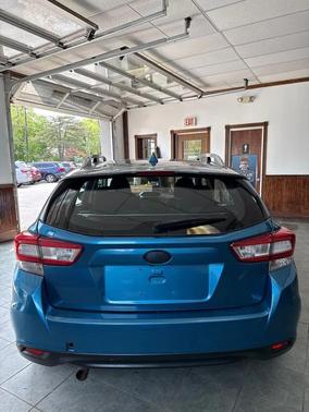 2017 Subaru Impreza 2.0i Premium